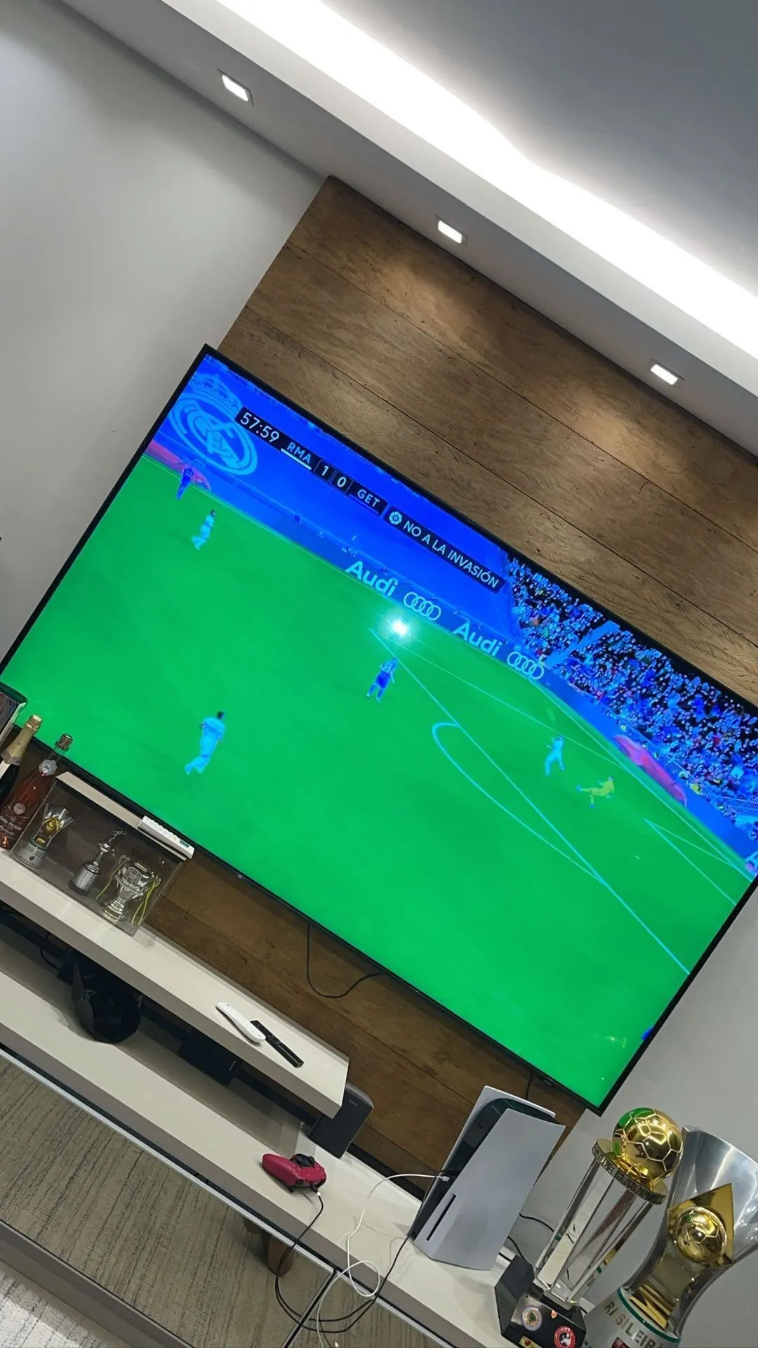 TiviMate IPTV Interface - EPG guide, multiple sports channels, Canadian content, Android TV compatibility